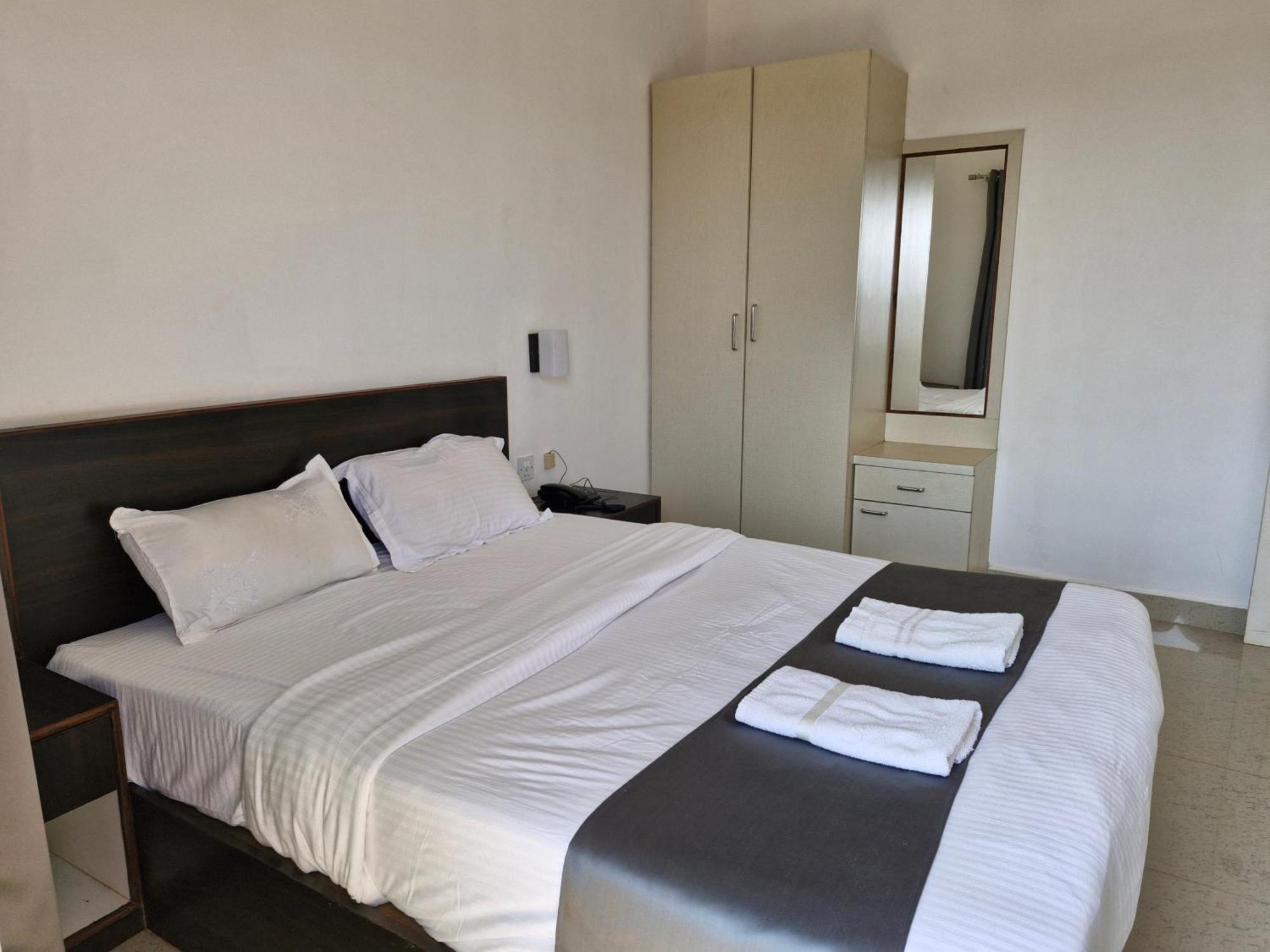 Hotel Rsa Residency Pernem Exterior photo
